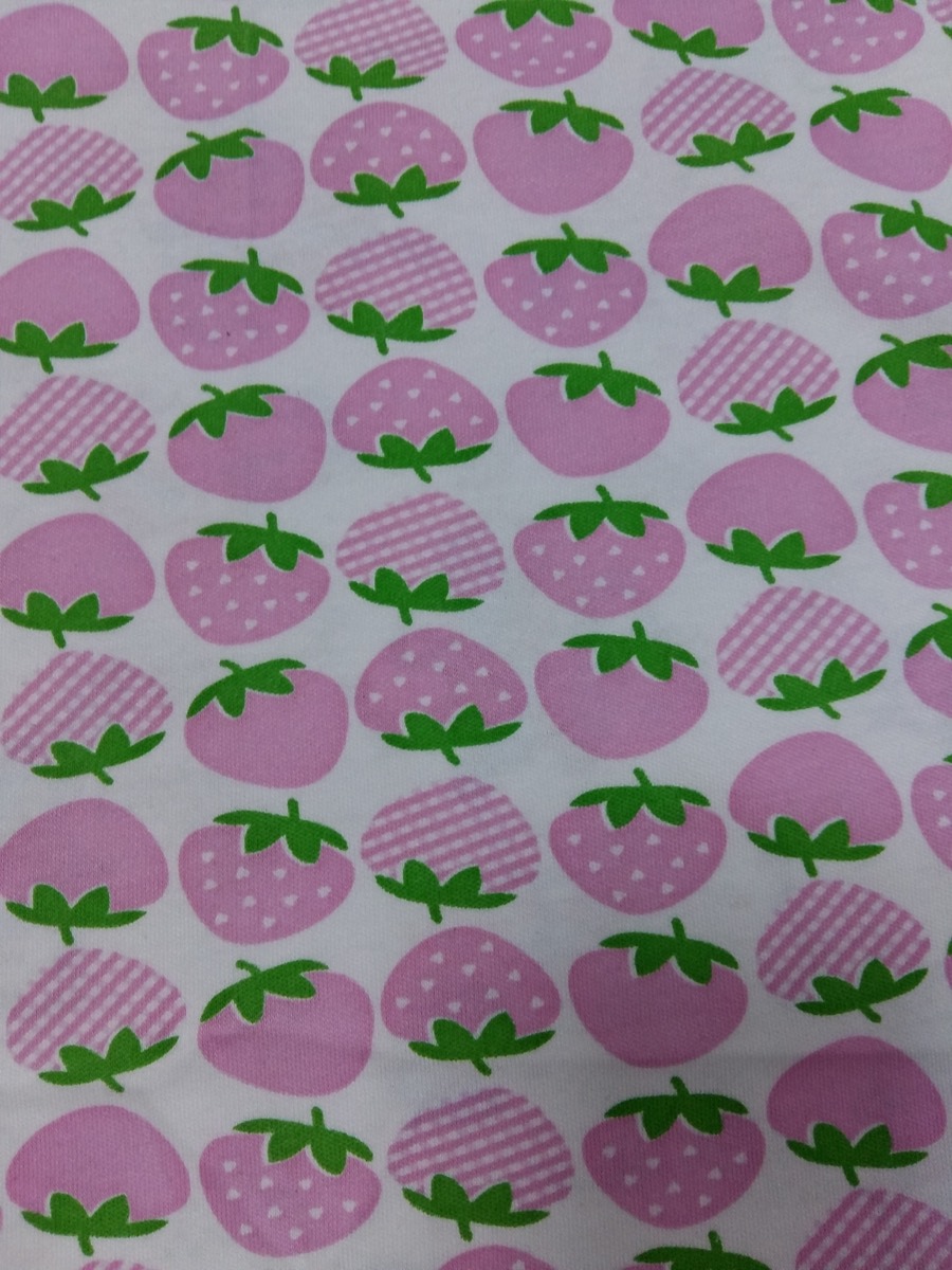 Çilek knitted fabric print design