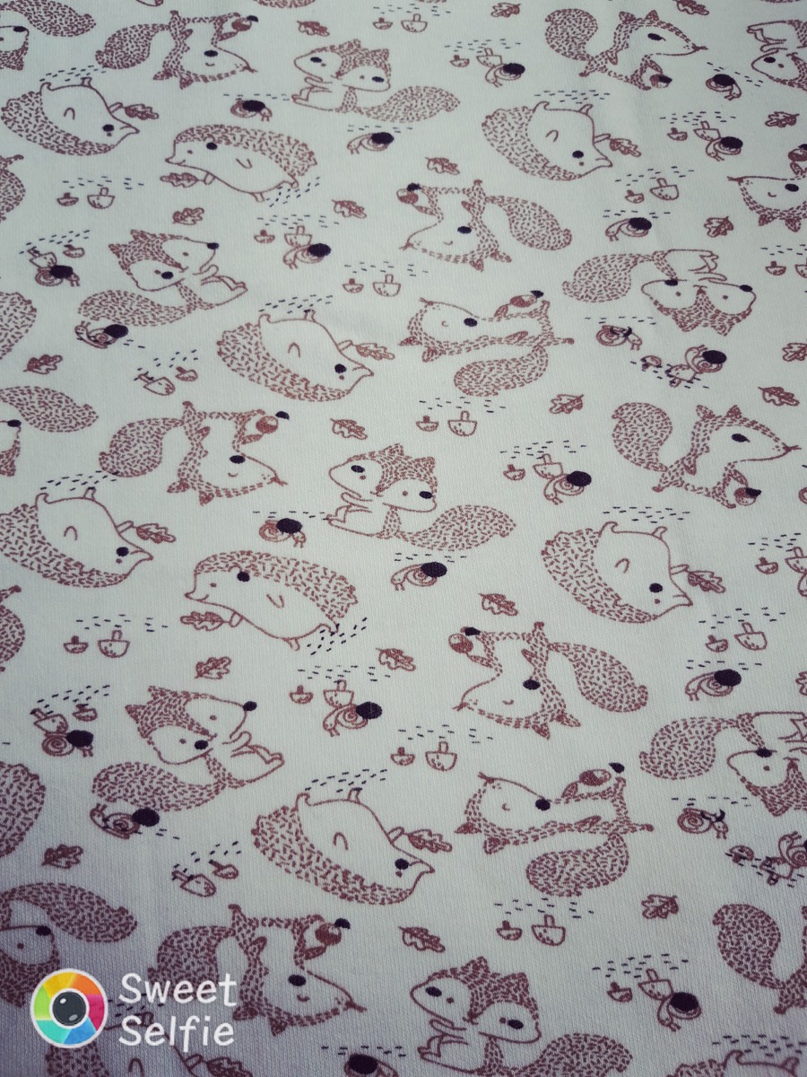 Kirpili knitted fabric print design